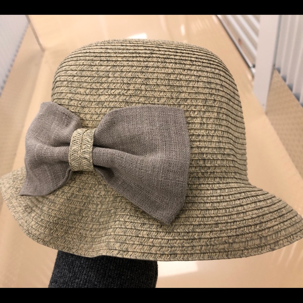 Lady’s hat